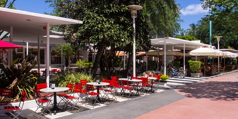 Miami Beach cityscape sign view along the popular Lincoln Road Mall